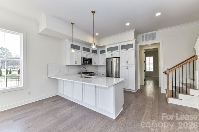 121 W F Street, Kannapolis, NC 28081
