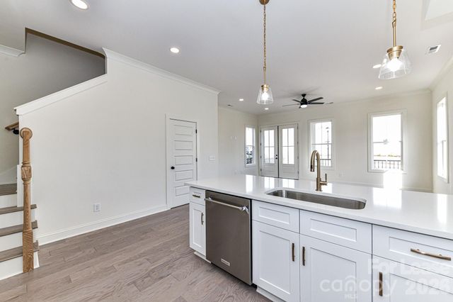 121 W F Street, Kannapolis, NC 28081