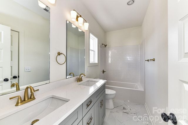 121 W F Street, Kannapolis, NC 28081