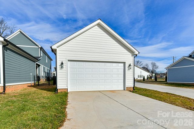 121 W F Street, Kannapolis, NC 28081