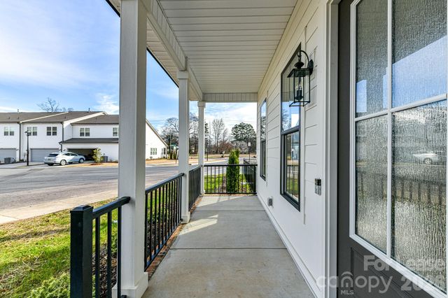 121 W F Street, Kannapolis, NC 28081