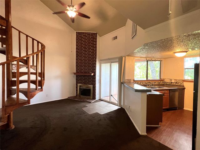 2500 Burleson RD 622, Austin, TX 78741