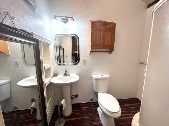 2500 Burleson RD 622, Austin, TX 78741