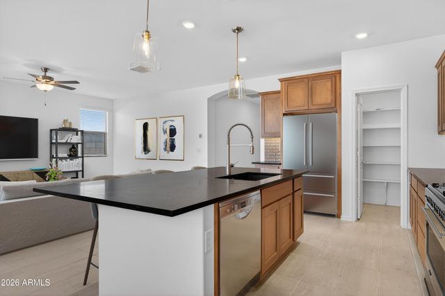 9964 W PINCHOT Avenue, Avondale, AZ 85392