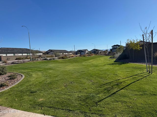 9964 W PINCHOT Avenue, Avondale, AZ 85392