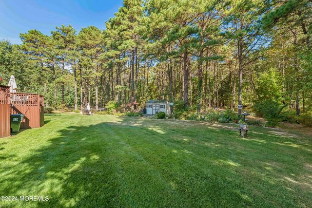 4 Scottsdale Court, Jackson, NJ 08527