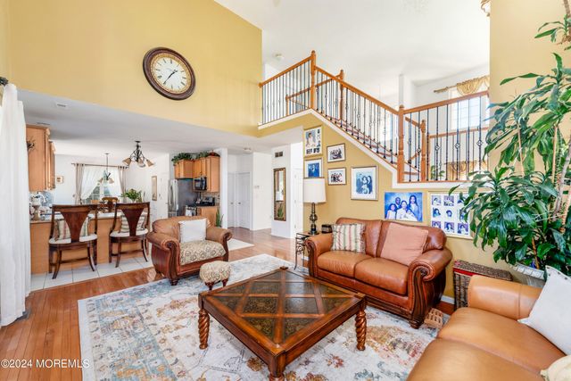 4 Scottsdale Court, Jackson, NJ 08527