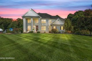 4 Scottsdale Court, Jackson, NJ 08527