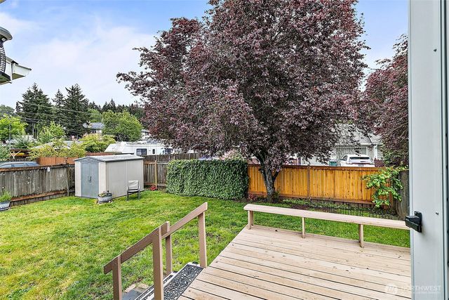 916 40th Avenue SW, Puyallup, WA 98373