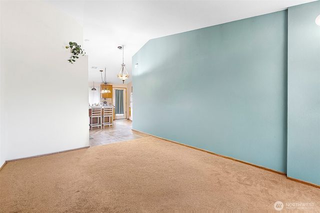 916 40th Avenue SW, Puyallup, WA 98373
