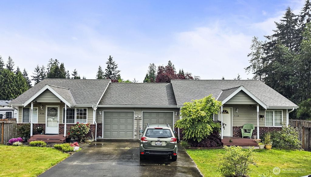 916 40th Avenue SW, Puyallup, WA 98373