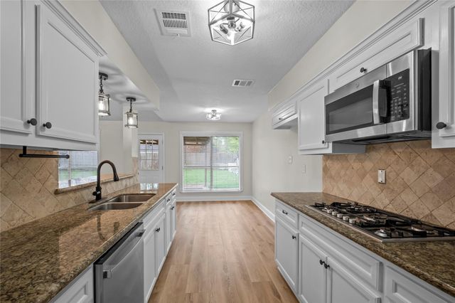 926 Red Rock Canyon Drive, Katy, TX 77450