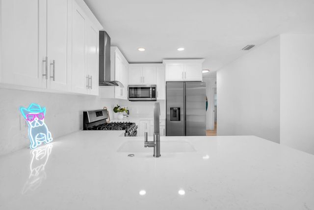 3308 E El Vedado Court, West Palm Beach, FL 33405