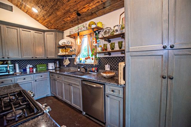 4850 Fm 1753, Denison, TX 75021