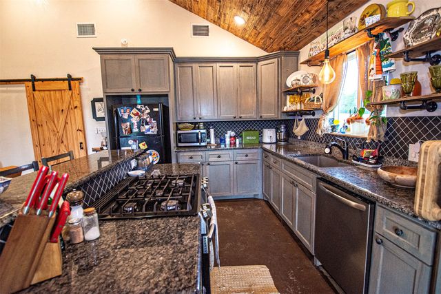 4850 Fm 1753, Denison, TX 75021