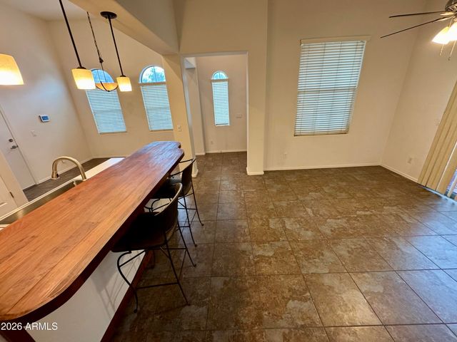 3921 E Sophie Lane, Phoenix, AZ 85042