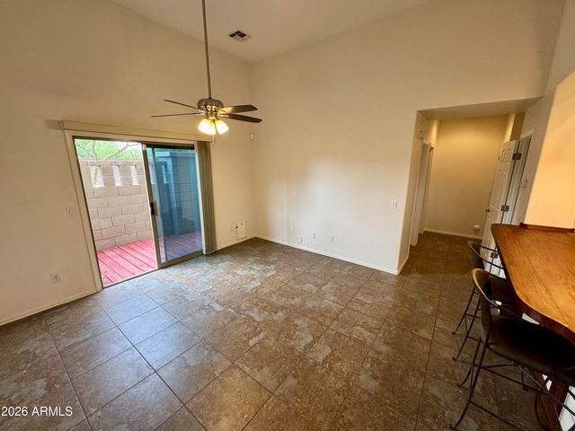 3921 E Sophie Lane, Phoenix, AZ 85042