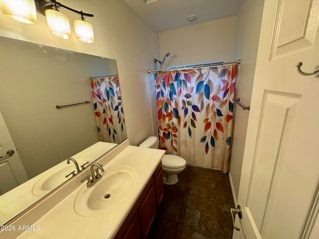 3921 E Sophie Lane, Phoenix, AZ 85042