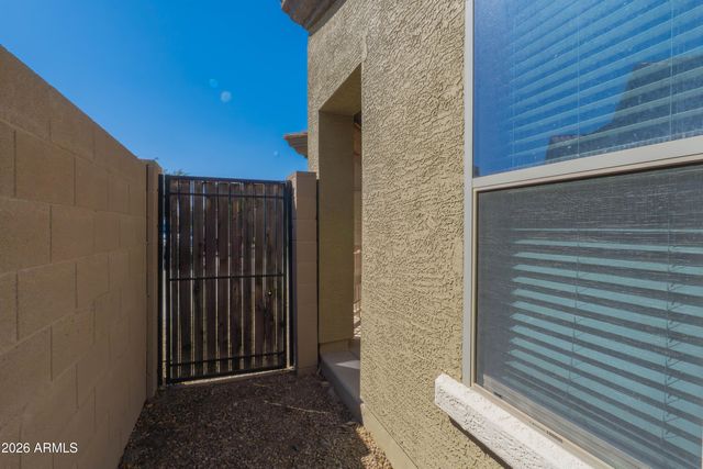 3921 E Sophie Lane, Phoenix, AZ 85042