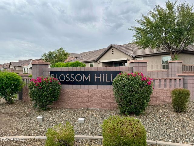 3921 E Sophie Lane, Phoenix, AZ 85042