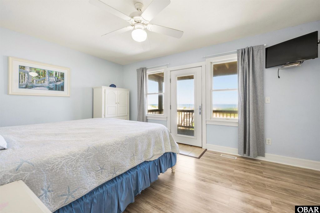 Image 12 of property listing at 6909 S Virginia Dare Trail lot 5, Nags Head, NC 27959
