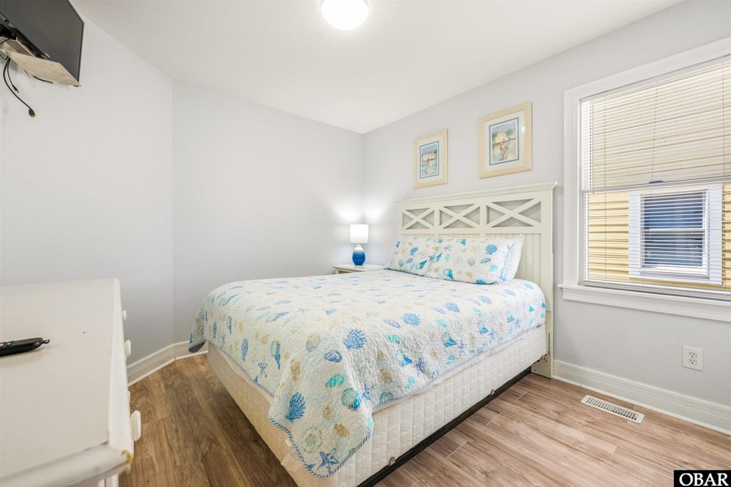 Image 18 of property listing at 6909 S Virginia Dare Trail lot 5, Nags Head, NC 27959