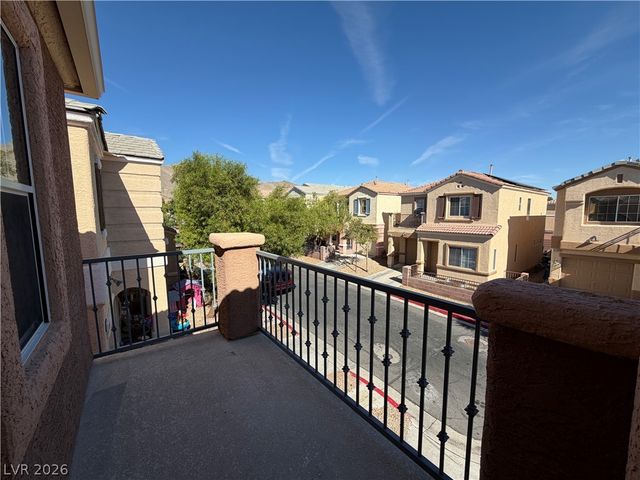 10381 Coyote Cub Avenue, Las Vegas, NV 89129