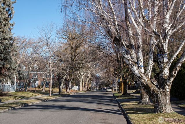 108 E 10th Avenue, Ellensburg, WA 98926