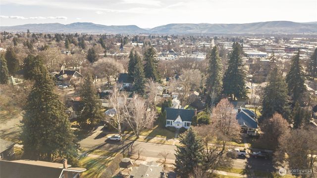 108 E 10th Avenue, Ellensburg, WA 98926