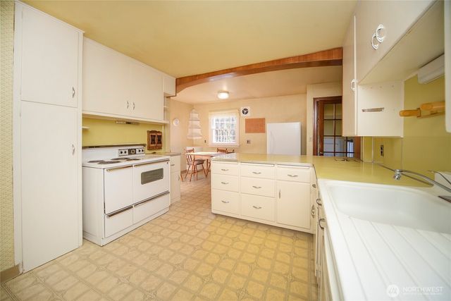 108 E 10th Avenue, Ellensburg, WA 98926