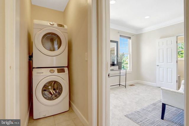 6 E REED AVE, Alexandria, VA 22305