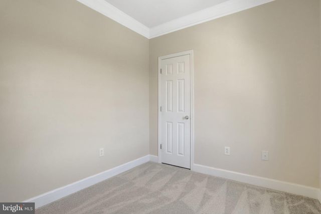6 E REED AVE, Alexandria, VA 22305