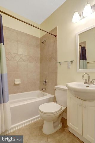 6 E REED AVE, Alexandria, VA 22305