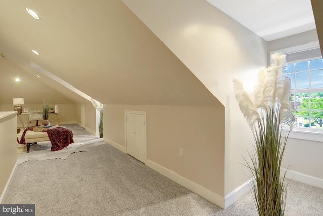 6 E REED AVE, Alexandria, VA 22305