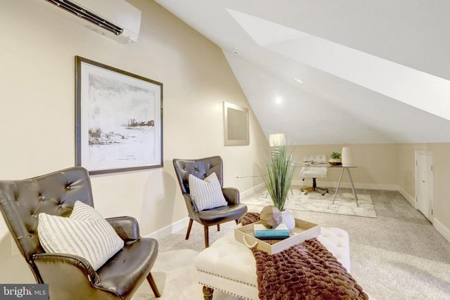 6 E REED AVE, Alexandria, VA 22305