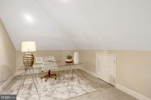 6 E REED AVE, Alexandria, VA 22305