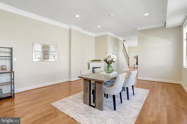 6 E REED AVE, Alexandria, VA 22305