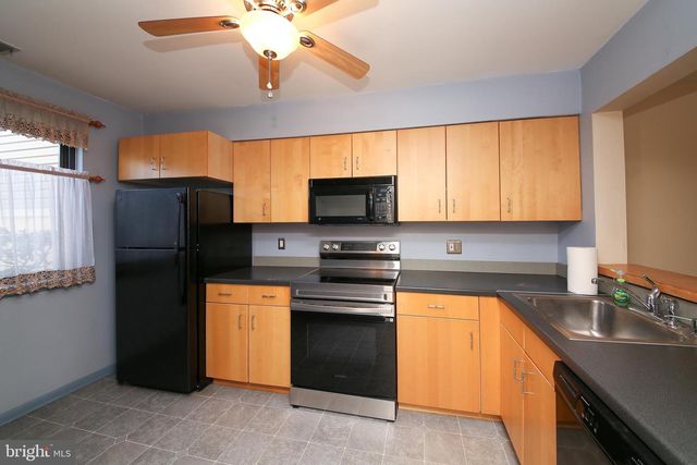 16 EMBER LN, Horsham, PA 19044