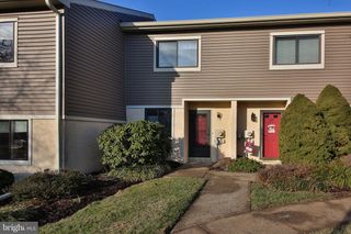 16 EMBER LN, Horsham, PA 19044