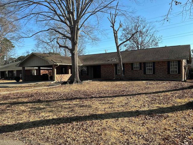 1015 Ash, Crossett, AR 71635