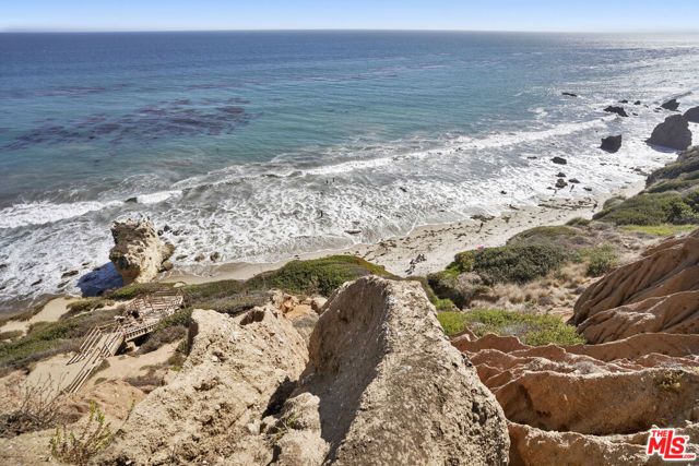 32215 Pacific Coast Highway, Malibu, CA 90265