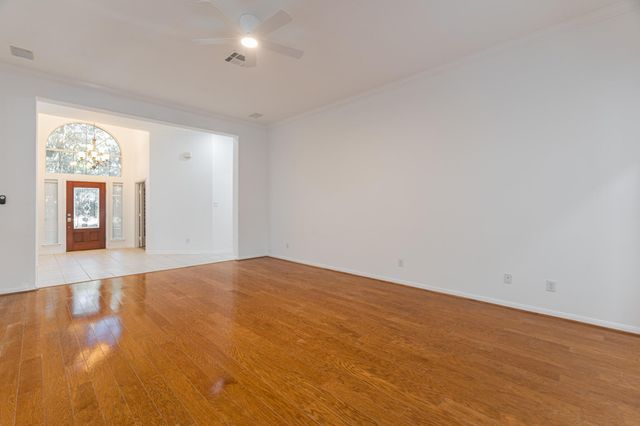 22 Westwinds Circle, The Woodlands, TX 77382