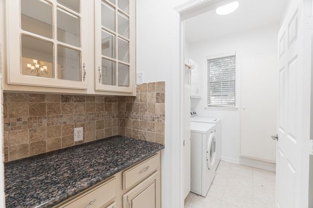 22 Westwinds Circle, The Woodlands, TX 77382