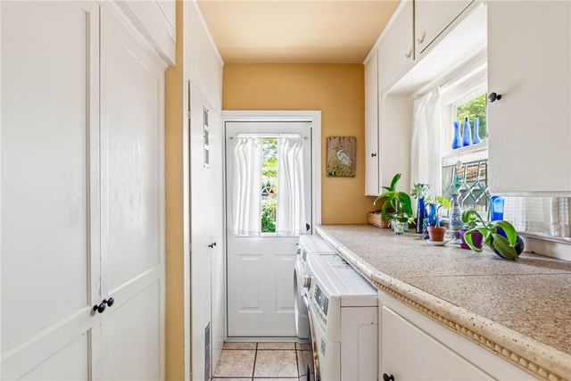 333 Camellia Dr, Corpus Christi, TX 78404