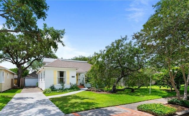 333 Camellia Dr, Corpus Christi, TX 78404