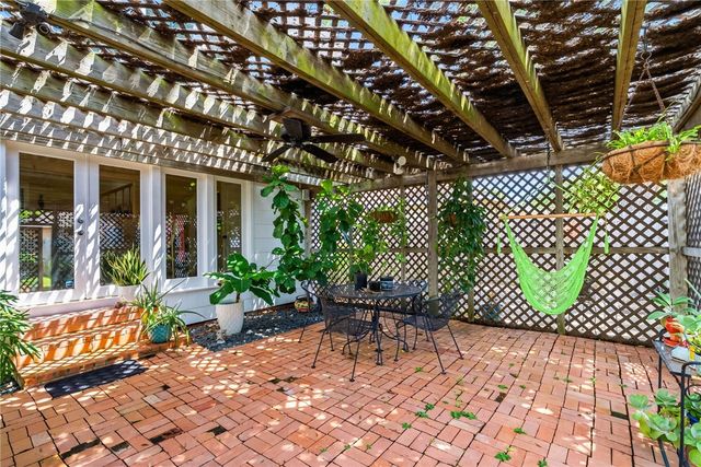 333 Camellia Dr, Corpus Christi, TX 78404