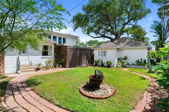 333 Camellia Dr, Corpus Christi, TX 78404