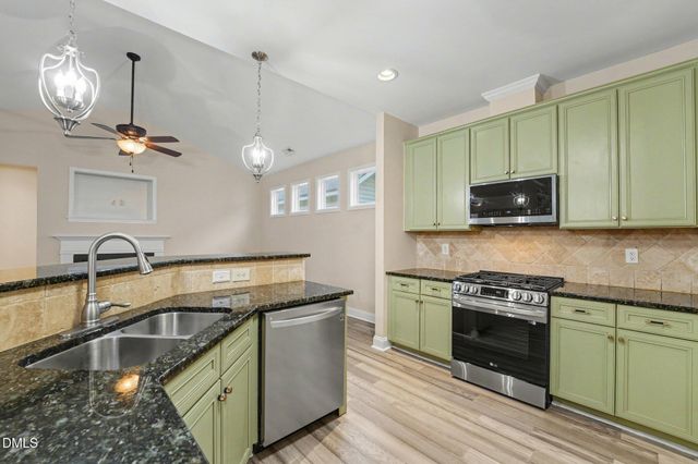 112 Denby Circle, Clayton, NC 27527