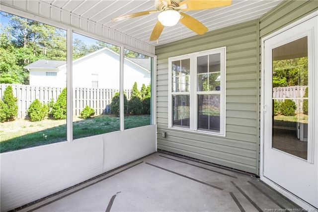 108 Woodland Court, Raeford, NC 28376