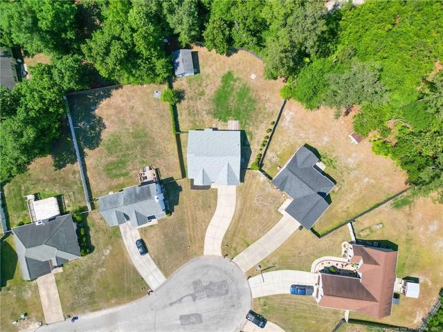 108 Woodland Court, Raeford, NC 28376